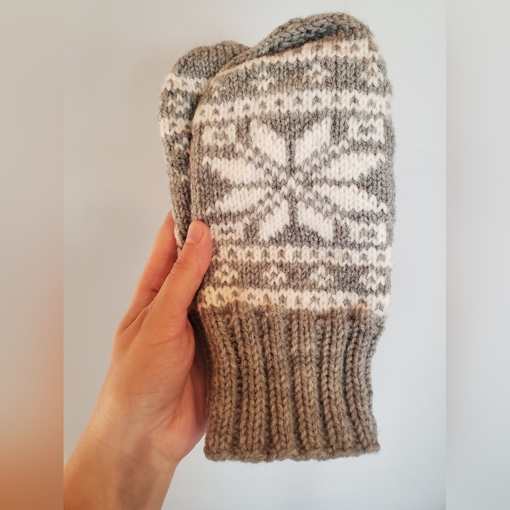 Gray and White Snowflake Mittens
